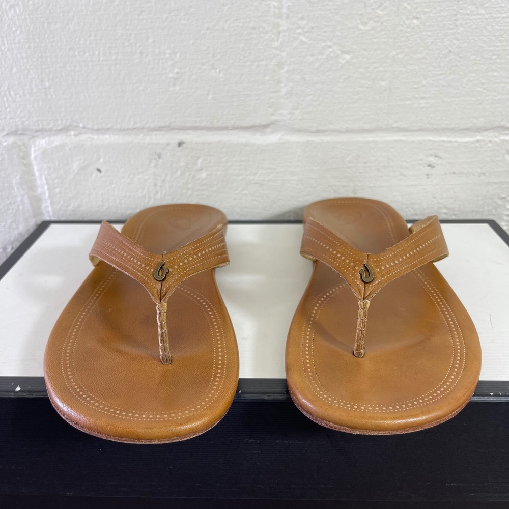 OluKai Wana 20242-FMFM Brown Leather Flip Flop Thong Sandals Slip On Women's 6